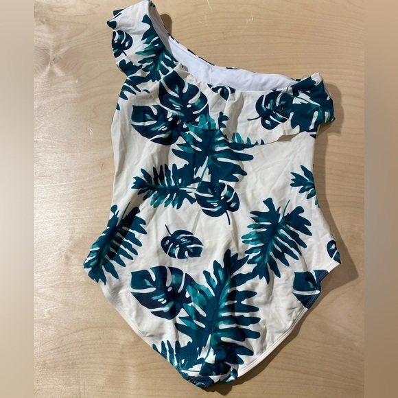Hilor Tropical Leaf One-Shoulder Swimsuit 16 (MO) - Picture 6 of 9
